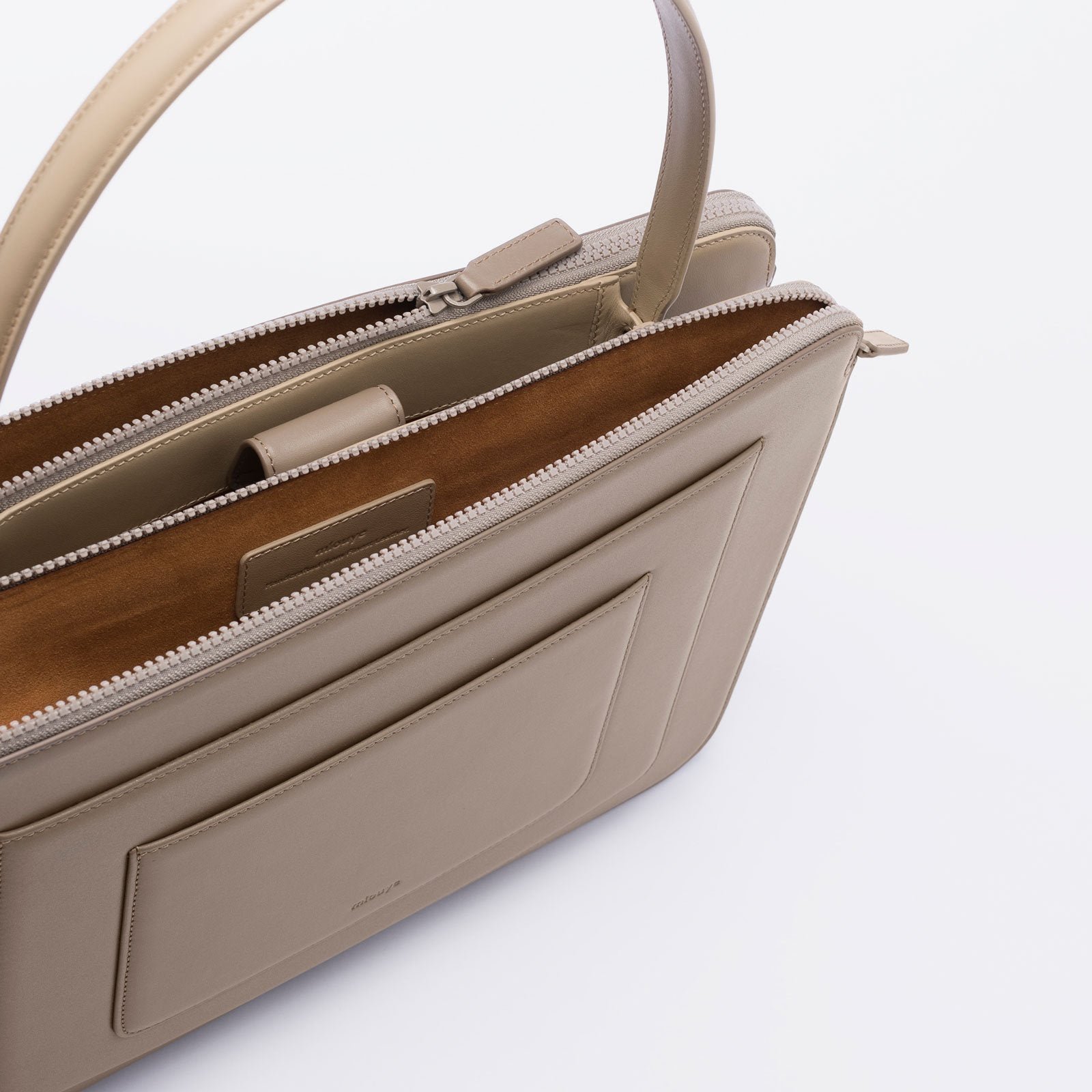mlouye-business-bag-earth-5_d9cb47a0-b841-4420-bd37-d1e77aca90e5.jpg