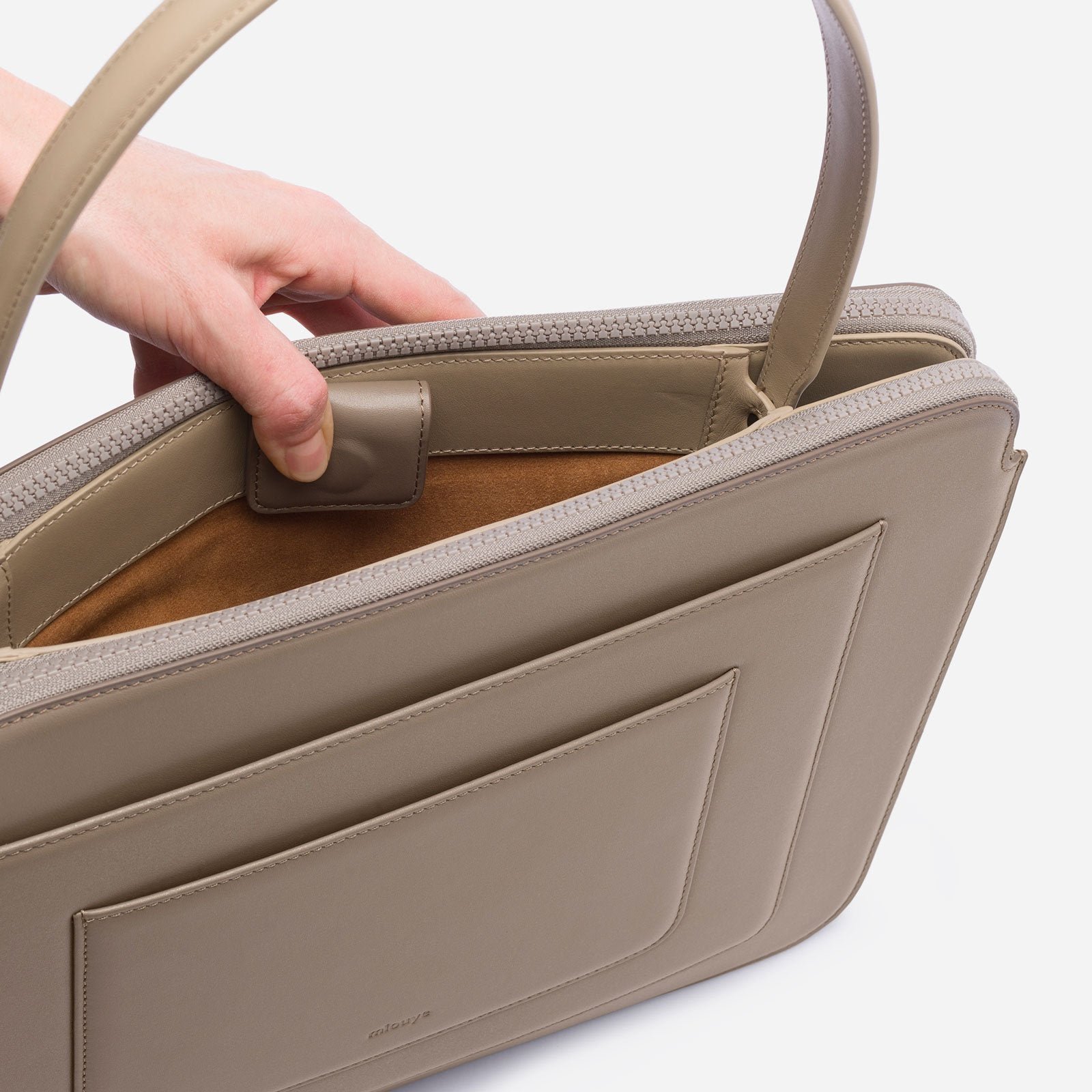 mlouye-business-bag-earth-6_b255c291-61f5-4c04-8224-c1248c70260e.jpg